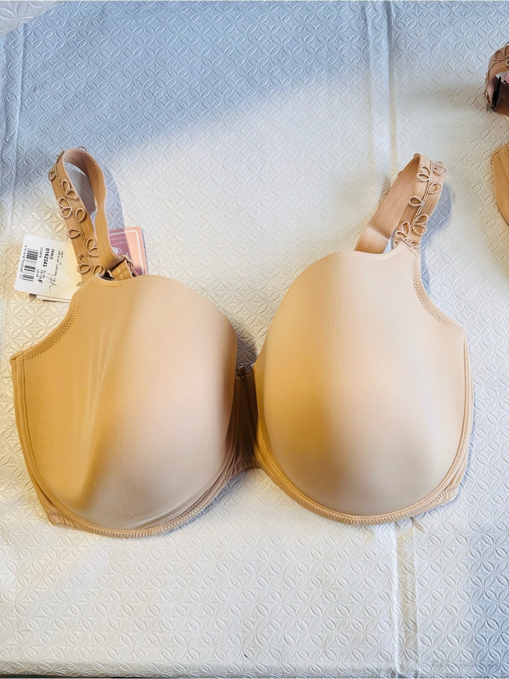 Everyday Contour T-Shirt Bra in Nude with Decorative Straps - Picture 5 of 6